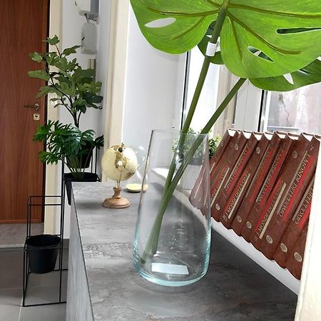 Holiday House Napoli Esterno foto