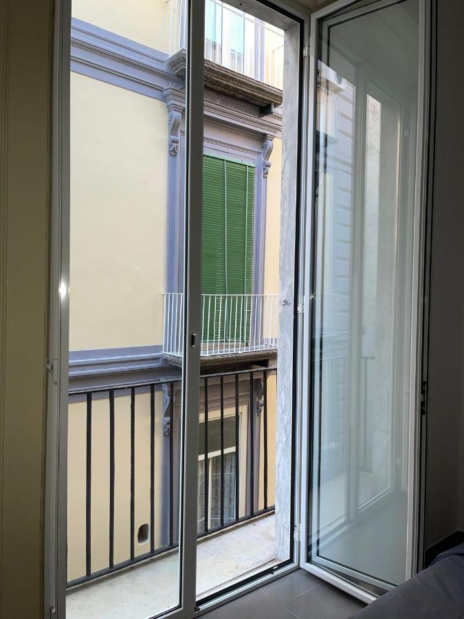 Holiday House Napoli Esterno foto