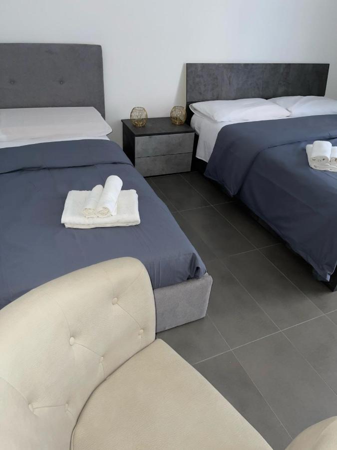 Holiday House Napoli Esterno foto