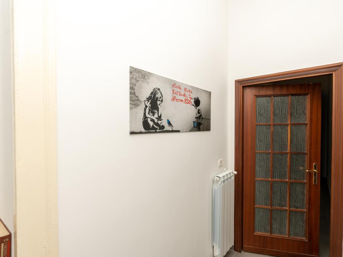 Holiday House Napoli Esterno foto