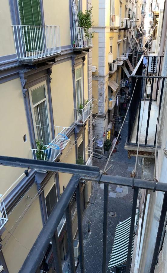 Holiday House Napoli Esterno foto